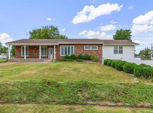 607 N School St, Desloge, MO