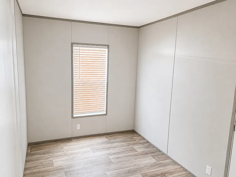 3901 E Saint Charles Rd #312 — Photo 10