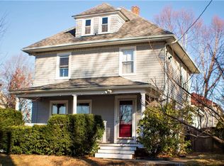 52 4th St, Providence, RI 02906