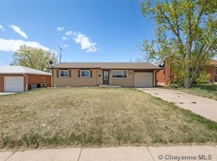 1506 Cleveland Ave, Cheyenne, WY 82001