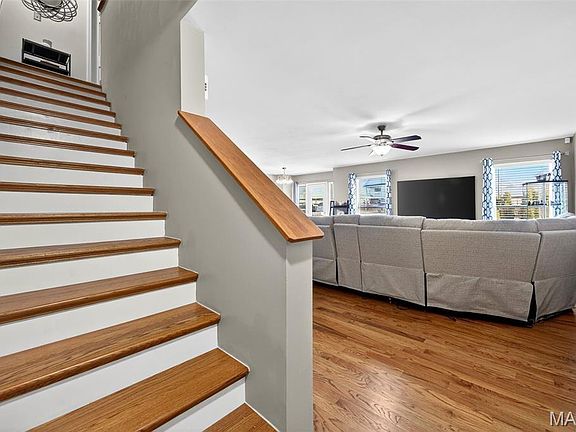 5th image of 263 Shady Rock Ln