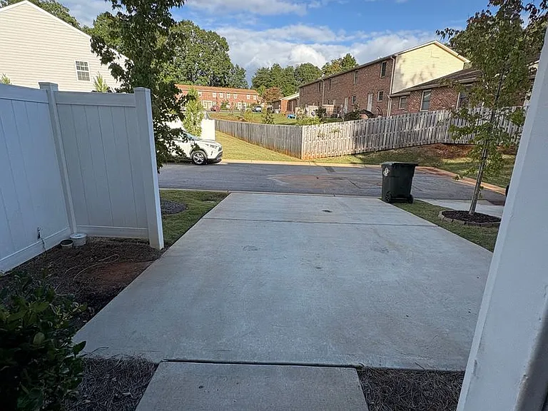 408 Couchell Pl — Photo 23