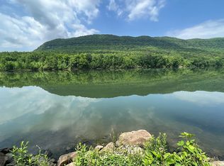 Mullins Cove Rd, Whitwell, TN 37397