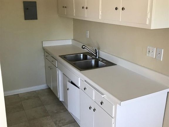 5th image of 6717 Wilkinson Ave APT 214