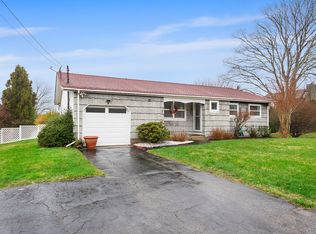 7 Old Fort Ln, Southampton, NY 11968