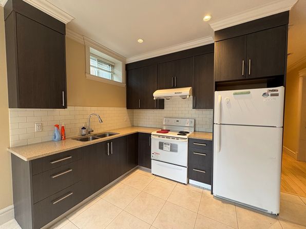 2 bedroom rental in Vancouver — photo 4