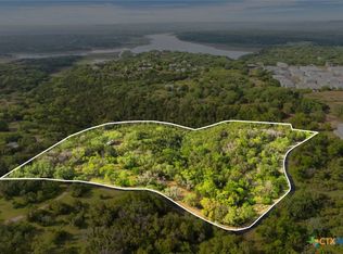525 Soda Creek Rd, Spicewood, TX 78669