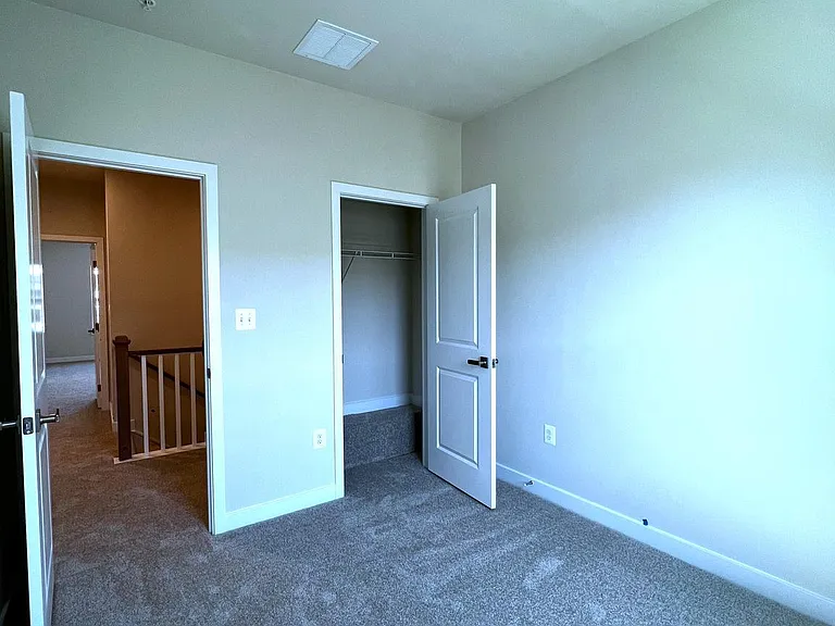 10913 Blanton Way — Photo 21