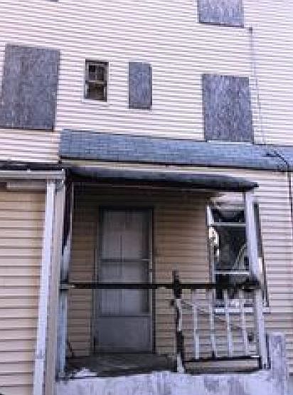 2nd image of 647-649 E 28th St