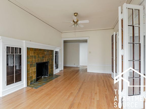 2nd image of 2420 N Sawyer Ave #3
