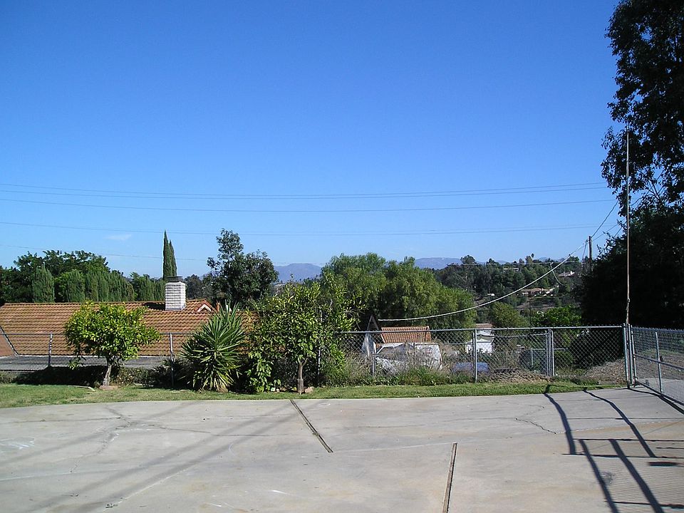 2nd image of 1236 Sea Larke Dr