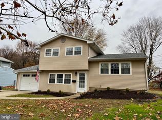 810 S Harmony Rd, Newark, DE 19713