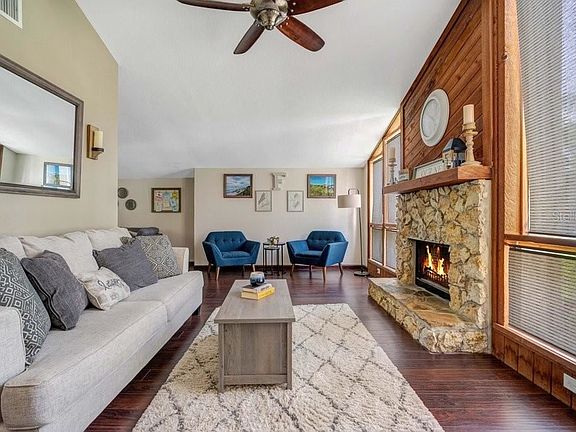 3rd image of 1541 Sugarwood Cir
