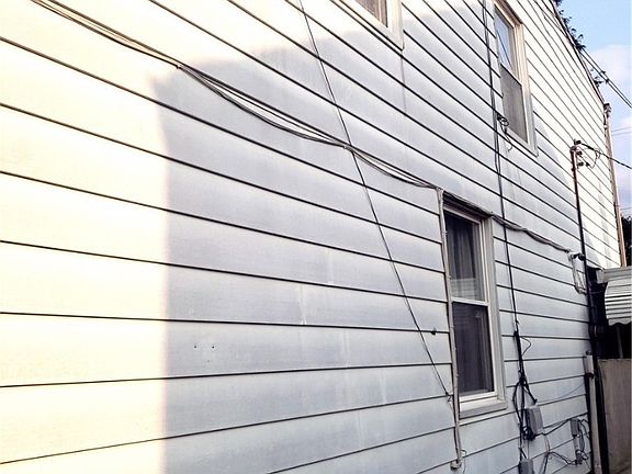 3rd image of 14309 Tuckahoe Ave