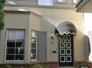 207 El Camino Dr, Beverly Hills, CA 90212