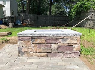 65 Walnut Rd, Tewksbury, MA 01876