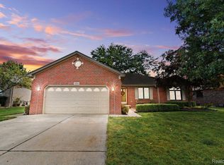 15834 Myrtle Dr, Macomb, MI 48042