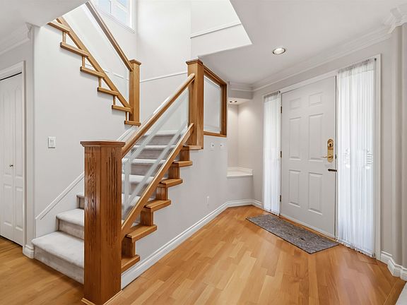 4th image of 8268 Calder Rd
