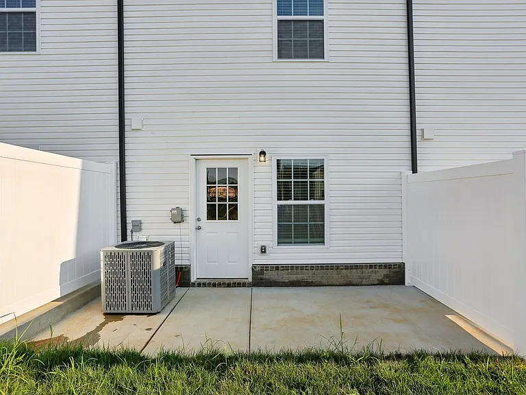2815 Trenton Rd — Photo 66