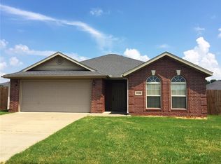 4128 W Spring House Dr, Fayetteville, AR 72704