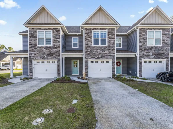 209 N Stingray Ln, Sneads Ferry, NC 28460