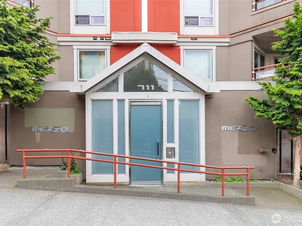 711 E Denny Way #303, Seattle, WA 98122