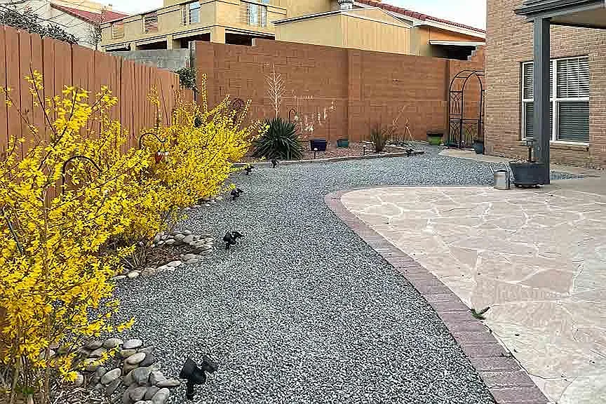4 bed, 2.5 bath, 2400 sqft, $2,650 — Photo 3