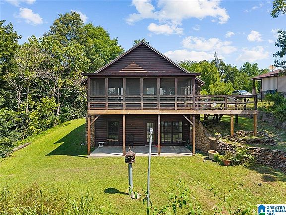 3rd image of 58 River Oaks Cir