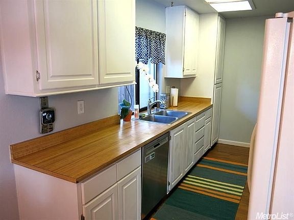 5th image of 3534 Davelar Ct