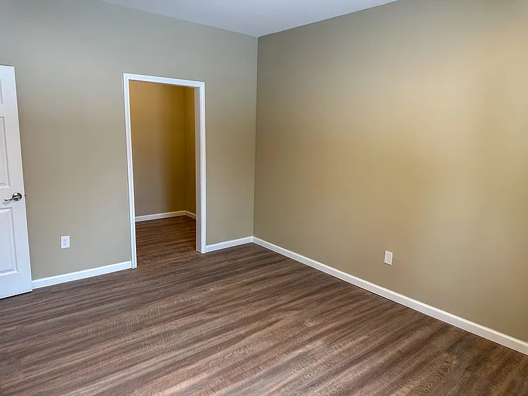 550 Spruce St — Photo 13