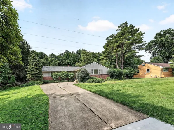 29 Vander Veer Dr, Lawrence Township, NJ 08648