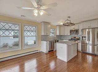 10 Morongo Ct, Toms River, NJ 08757