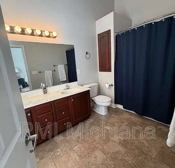 129 Clancey St — Photo 10