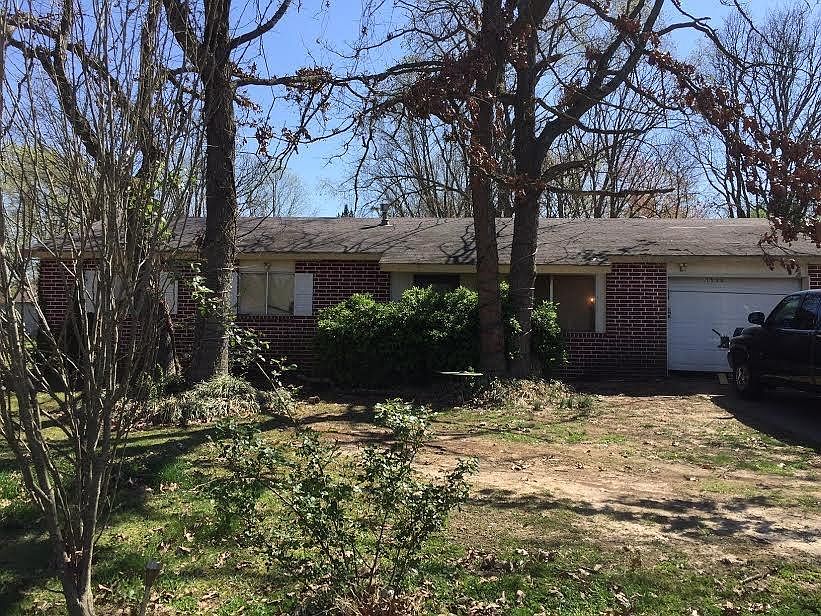 1st image of 1520 Rolling Oaks Dr