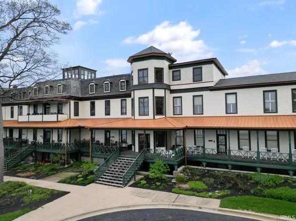 1 Park Ave Unit 404, Winona Lake, IN 46590