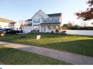 625 Raspberry Ln, Williamstown, NJ 08094