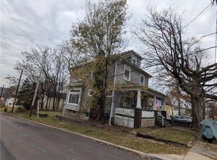 343 4th Ave, Sharon, PA 16146