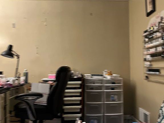 5th image of 8506 Evergreen Ave