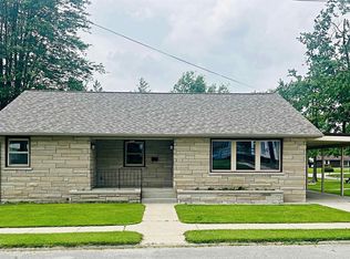 605 N Line St, Loogootee, IN 47553