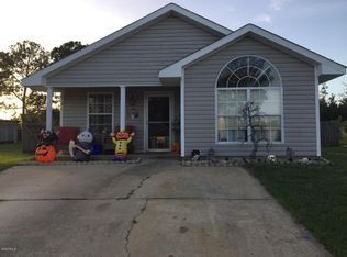 10724 E Bay Tree Dr, Gulfport, MS 39503