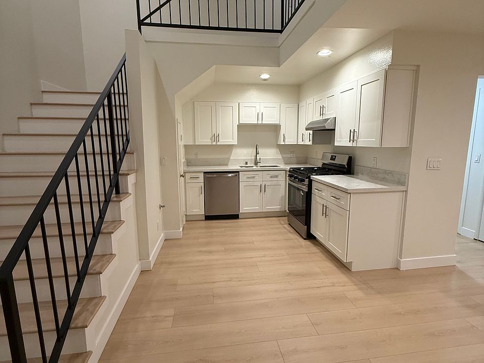 1st image of 458 W Elk Ave APT 5