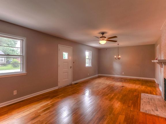 5th image of 625 Raven Dr
