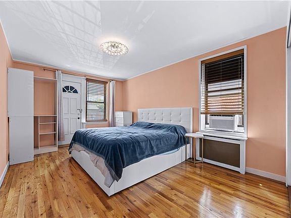 5th image of 2675 E 7th St APT 1F