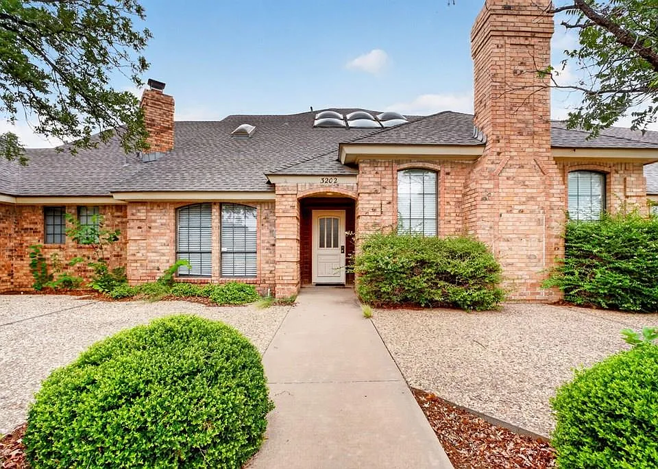 3202 Tealwood Pl