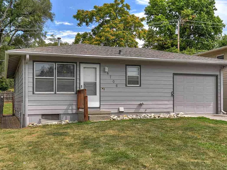 4706 Kansas Ave — Photo 5