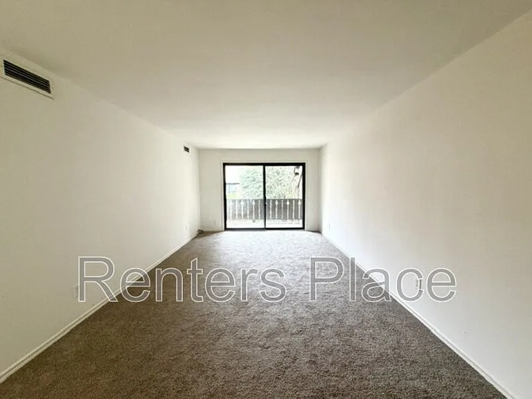 2224 S Boston Ave #E223 — Photo 4