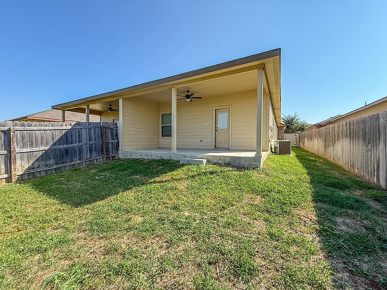 342 Emma Dr #2-1 — Photo 16