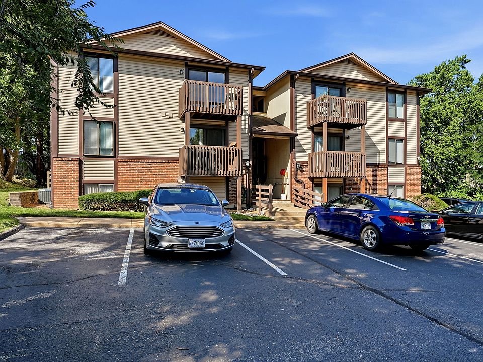 1st image of 1021 Adworth Dr APT J