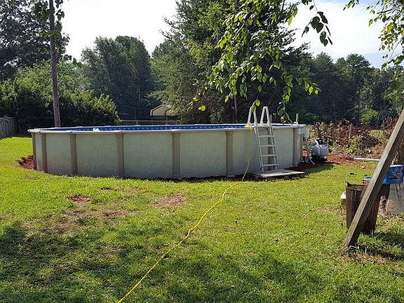5th image of 297 Bethesda Dr