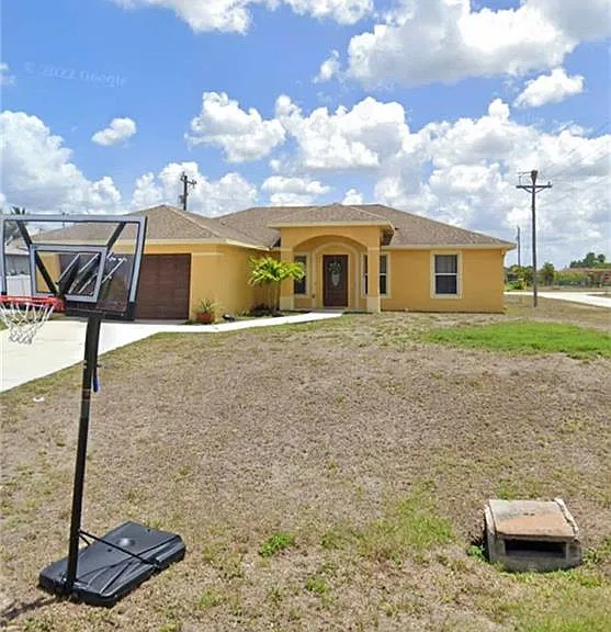 2103 NW 10th Ave — Photo 1